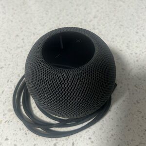 Apple HomePod mini with original packaging in like-new condition. Smart Home.